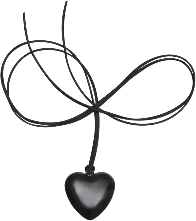 Small Heart Necklace / Black
